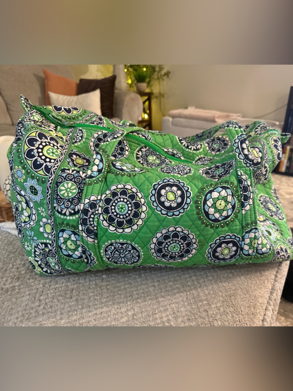 Vera Bradley Green Quilted Floral Medallion Weekender - Picture 2 of 6